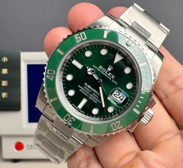 VSファクトリー ロレックススーパーコピー グリーンサブ（116610LV