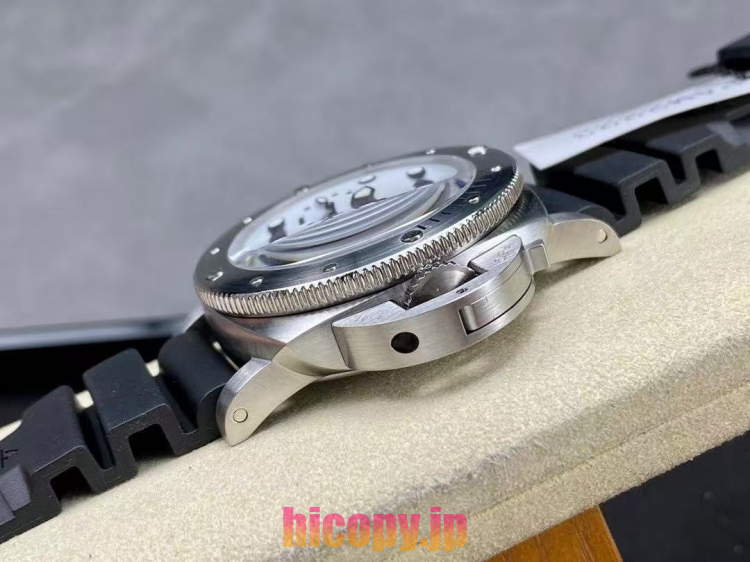 【VS工場出品】OFFICINE PANERAI パネライ サブマーシブルビアンコ 42MM PAM01223