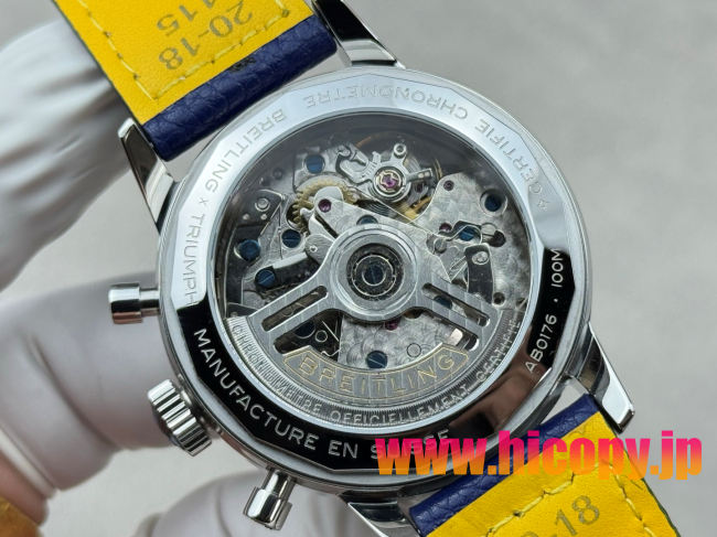 【新入荷】ブライティング ノヴィタイマー Ref. AB015212.BF26.743P.A20BA.1：ETA7750ムーブメント×ステンレスケース×ブルーダイヤル｜パイロット時計の伝統とモダンなスタイル