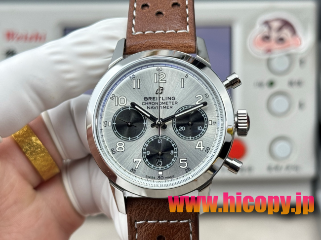 【新入荷】ブライティング ノヴィタイマー Ref. AB015212.BF26.743P.A20BA.1：ETA7750ムーブメント×ステンレスケース×シルバーダイヤル｜パイロット時計の伝統とモダンなスタイル