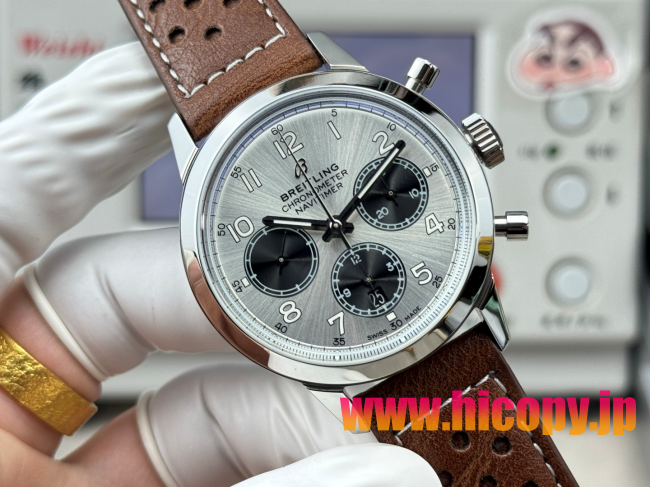 【新入荷】ブライティング ノヴィタイマー Ref. AB015212.BF26.743P.A20BA.1：ETA7750ムーブメント×ステンレスケース×シルバーダイヤル｜パイロット時計の伝統とモダンなスタイル