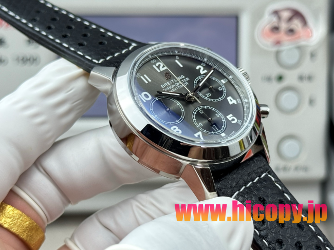 【新入荷】ブライティング ノヴィタイマー Ref. AB015212.BF26.743P.A20BA.1：ETA7750ムーブメント×ステンレスケース×ブラックダイヤル｜パイロット時計の伝統とモダンなスタイル