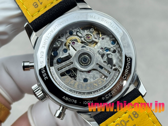 【新入荷】ブライティング ノヴィタイマー Ref. AB015212.BF26.743P.A20BA.1：ETA7750ムーブメント×ステンレスケース×ブラックダイヤル｜パイロット時計の伝統とモダンなスタイル