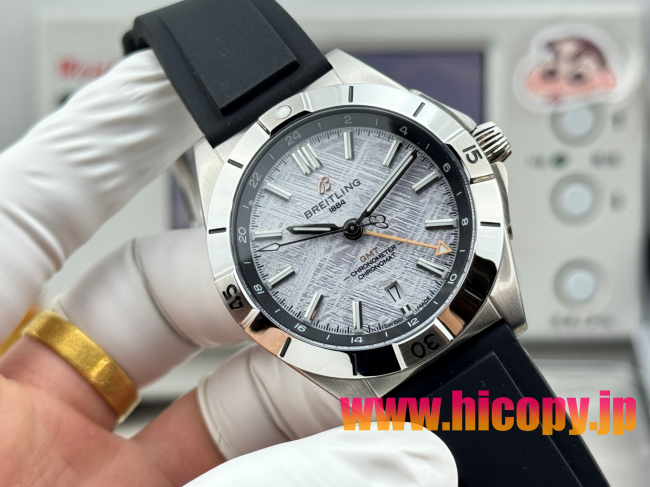 【新入荷】ブライティング クロナマット オートマチック GMT Ref. A32398101M1A1：ETA2836-2ムーブメント×ステンレスケース×スモークダイヤル｜GMT機能搭載の現代的なパイロット時計