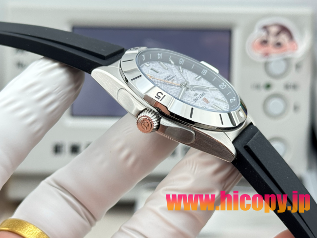 【新入荷】ブライティング クロナマット オートマチック GMT Ref. A32398101M1A1：ETA2836-2ムーブメント×ステンレスケース×スモークダイヤル｜GMT機能搭載の現代的なパイロット時計