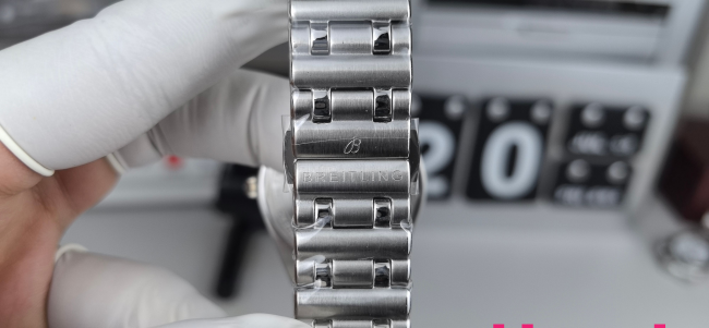 【新入荷】ブライティング クロナマット オートマチック GMT Ref. A32398101M1A1：ETA2836-2ムーブメント×ステンレスケース×ブルーダイヤル｜GMT機能搭載の現代的なパイロット時計