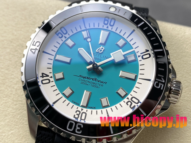 【最高級】ブライティング(BREITLING) スーパーオーシャン Ref.A1736042/B1A1：高輝度セラミックベゼル×鮮やかな青文字盤×ステンレススチール＆ラバーベルト｜300m防水?Top級ムーブメント搭載