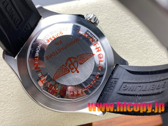 【最高級】ブライティング(BREITLING) スーパーオーシャン Ref.A1736042/B1A1：高輝度セラミックベゼル×鮮やかな青文字盤×ステンレススチール＆ラバーベルト｜300m防水?Top級ムーブメント搭載