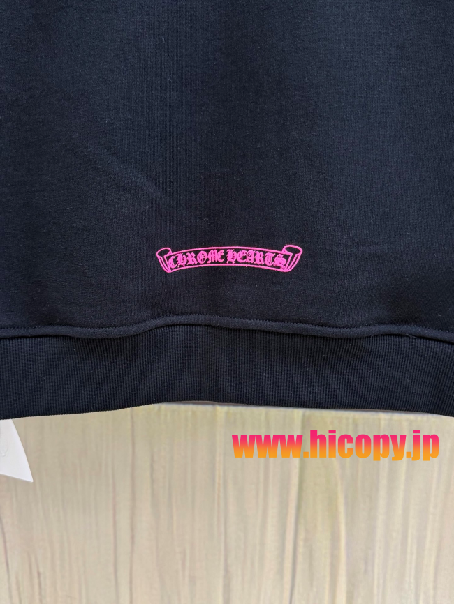 【Chrome Hearts】クロムハーツ ジップパーカー ブラック×ピンク ホースシュー＆ダガープリント 500g極厚裏起毛  稀少アイテム