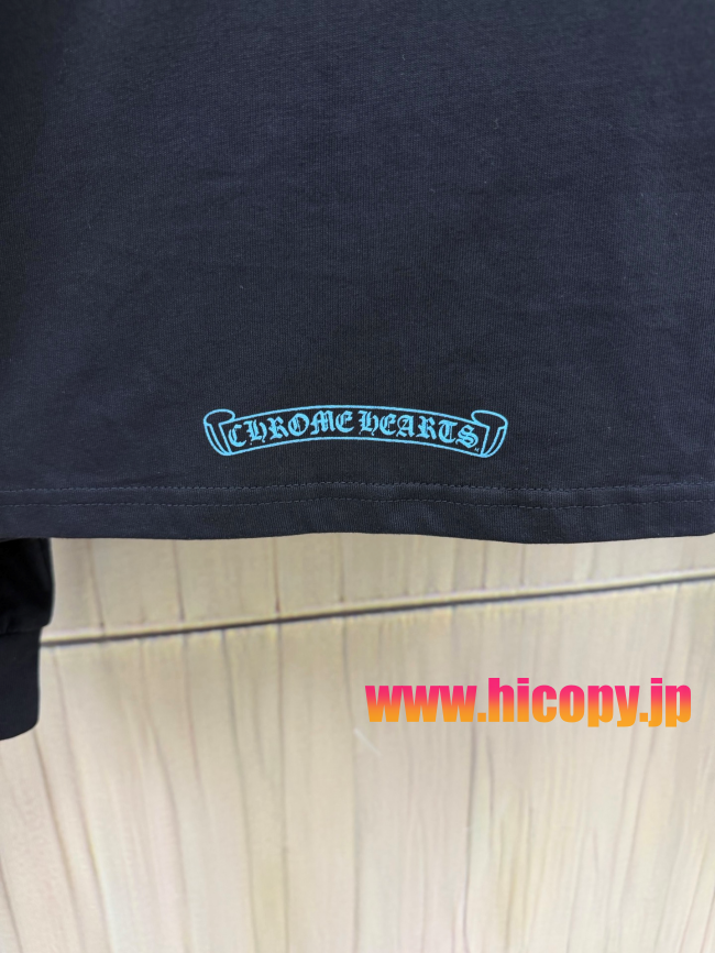 【Chrome Hearts】クロムハーツ ロングスリーブTシャツ ブラック×ブルー ホースシュー＆クロス 40番手双糸 発泡プリント 限定稀少アイテム