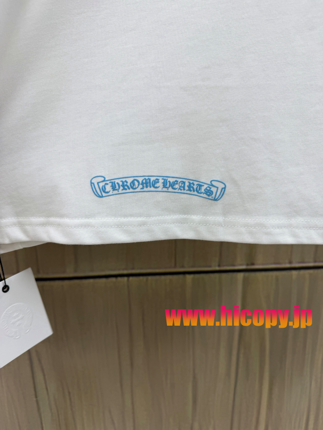 【Chrome Hearts】クロムハーツ ロングスリーブTシャツ ホワイト×ブルー ホースシュー＆クロス 40番手双糸 発泡プリント 限定稀少アイテム