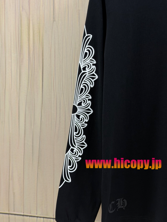 【Chrome Hearts】クロムハーツ ASPENシティ限定 ロングスリーブTシャツ ブラック バタフライプリント 32番手双糸コットン 稀少アイテム