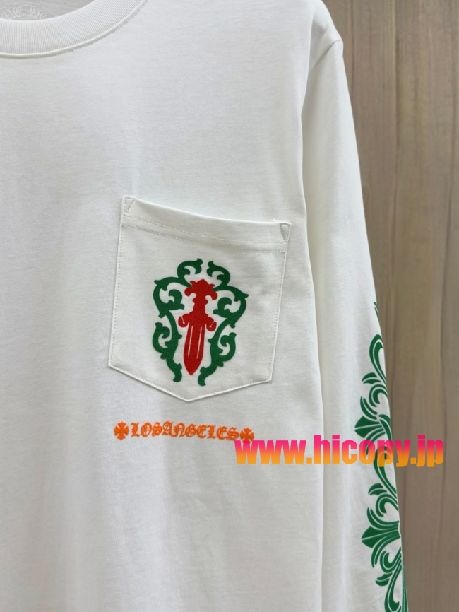 【Chrome Hearts】クロムハーツ LA限定 ロングスリーブTシャツ ホワイト グリーン藤蔓＆ソードエンブレム 32番手双糸コットン 稀少アイテム