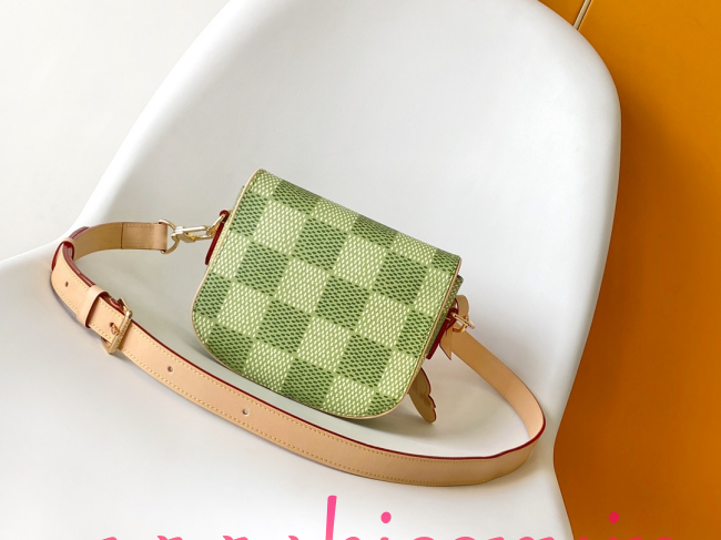 ルイ?ヴィトン Louis Vuitton Montsouris スモールサイズ メッセンジャーバッグ 品番 47060 グリーン市松模様