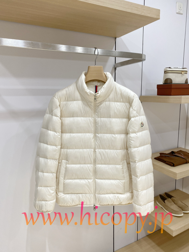 2026 新作 Moncler Rodez スタンドカラーライトダウンジャケット ホワイト hicopymn002