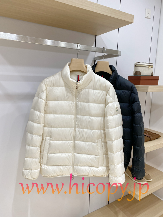 2026 新作 Moncler Rodez スタンドカラーライトダウンジャケット ホワイト hicopymn002