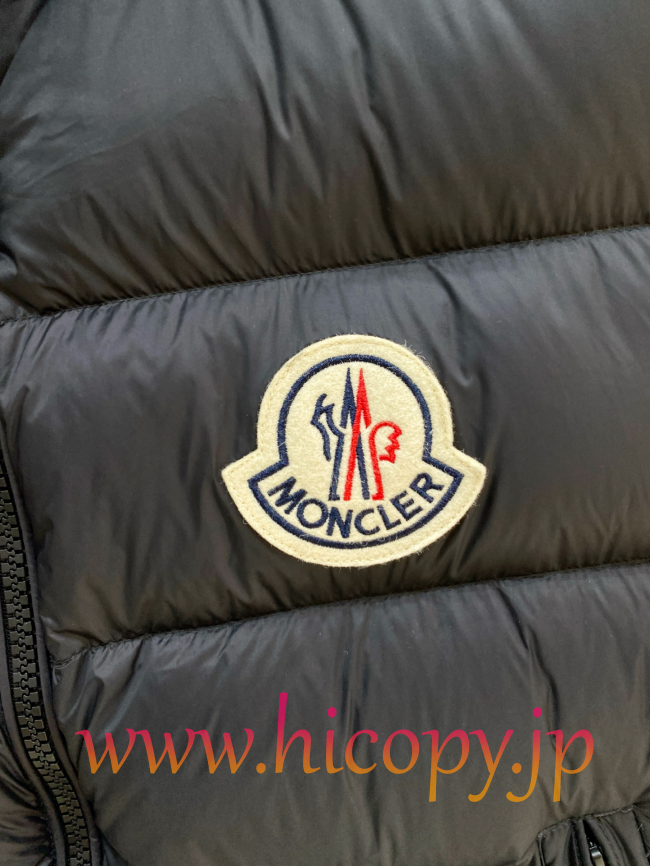 2026 秋冬新作 Moncler Contrin メンズ ダウンベスト ブラック hicopymn003