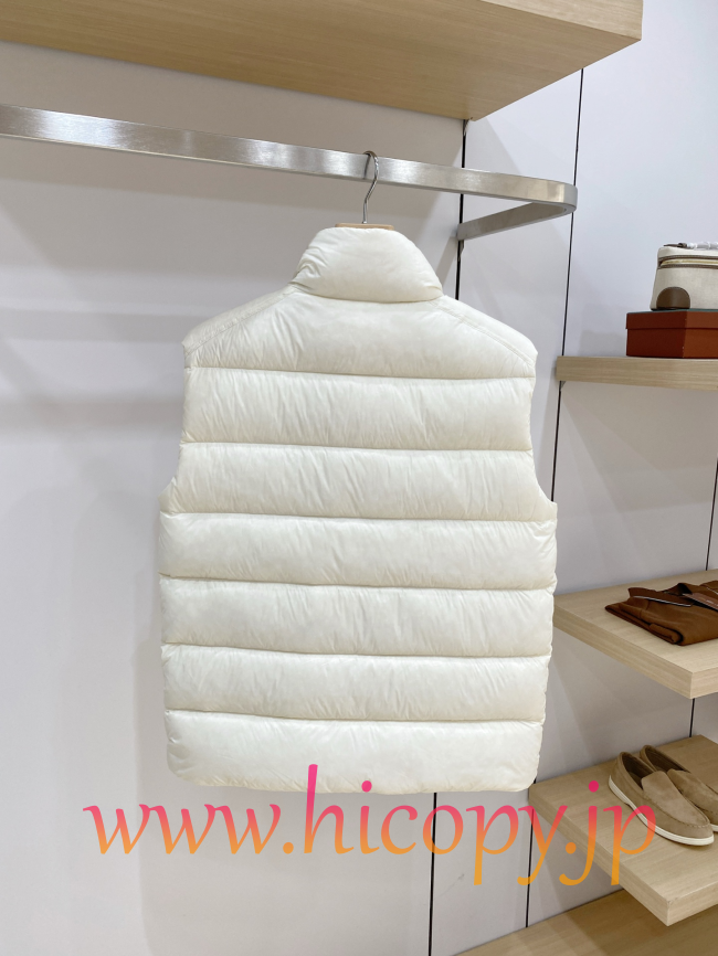 2026 秋冬新作 Moncler Contrin メンズ ダウンベスト ホワイト hicopymn004