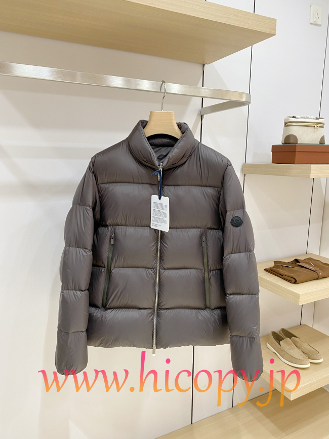 モンクレール Moncler 2026 秋冬新作 Tran ブラックラベルワッペン ハイネックダウンジャケット コーヒーブラウン 男女兼用 hicopymn008