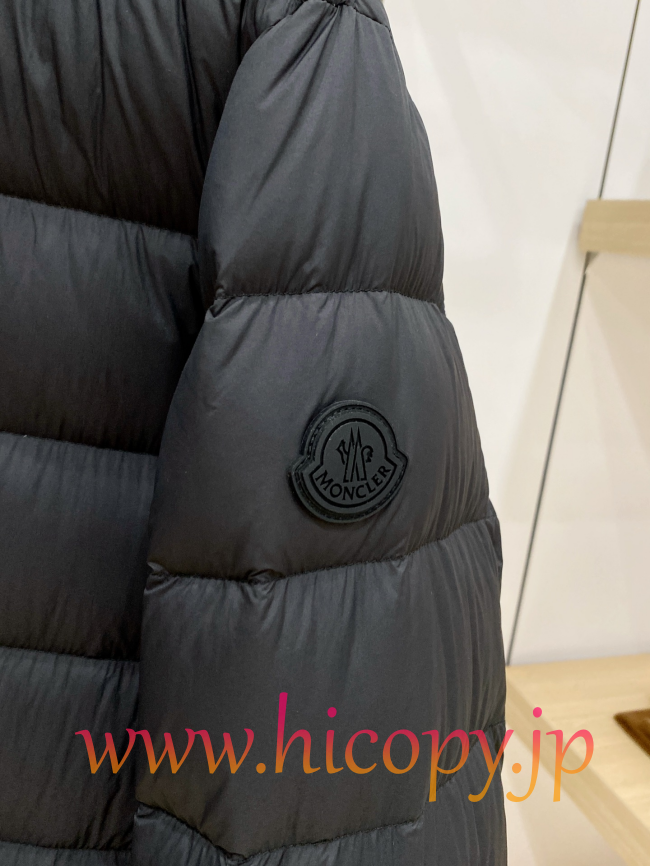 モンクレール Moncler 2026 新作 軽量ダウンジャケット フード付き ブラック 男女兼用 hicopymn009