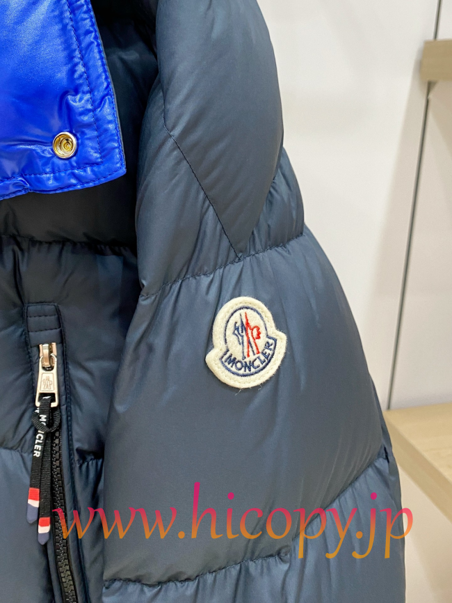 モンクレール Moncler コントラストカラー取り外し可能フード付きダウンジャケット ネイビー 男女兼用 hicopymn010
