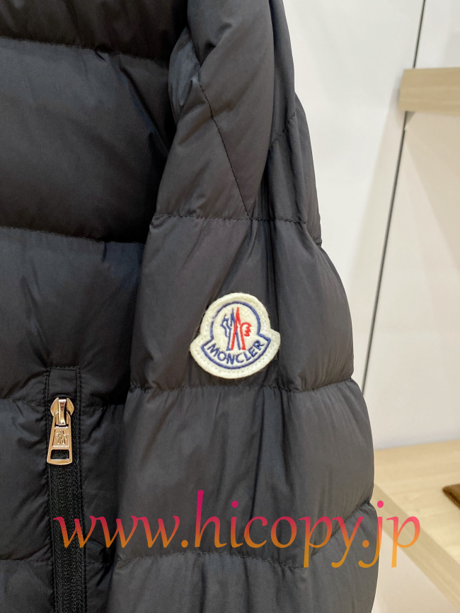 モンクレール Moncler 2026 秋冬新作 Baudinet 薄手マットフード付きダウンジャケット ブラック 男女兼用 hicopymn013