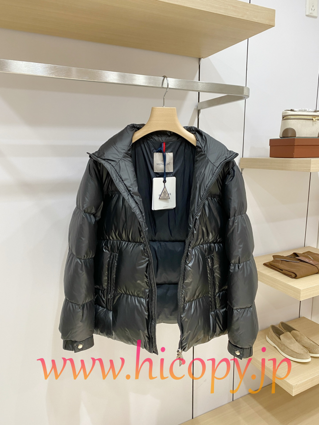 モンクレール Moncler 2026 新作 ハイネックダウンジャケット ブラック 男女兼用 hicopymn019