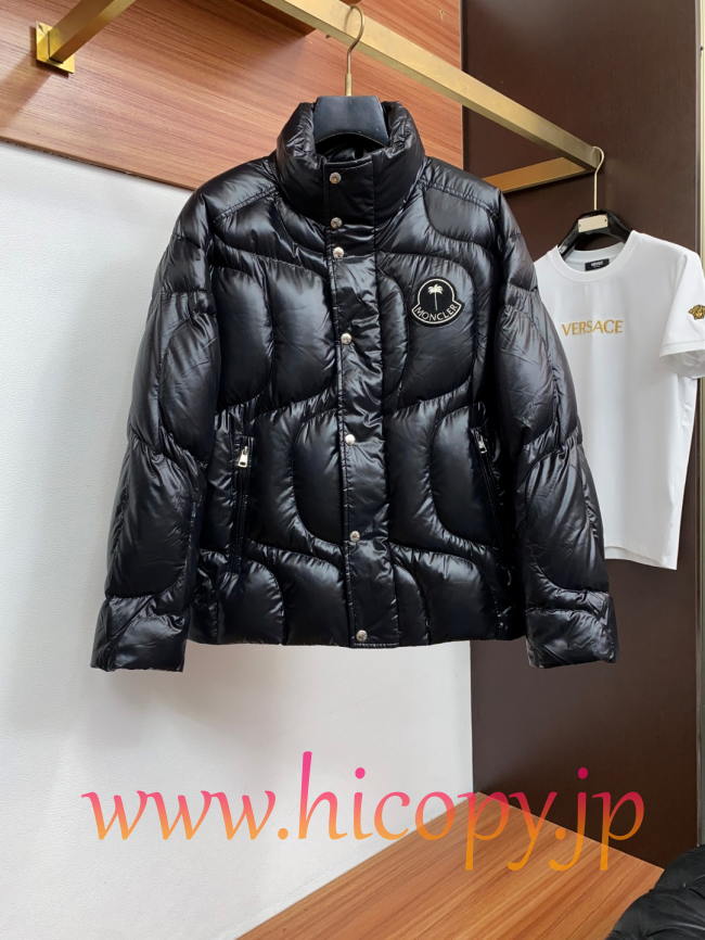 モンクレール Moncler 2026 秋冬新作 ハイネックダウンジャケット ブラック 男女兼用 hicopymn022