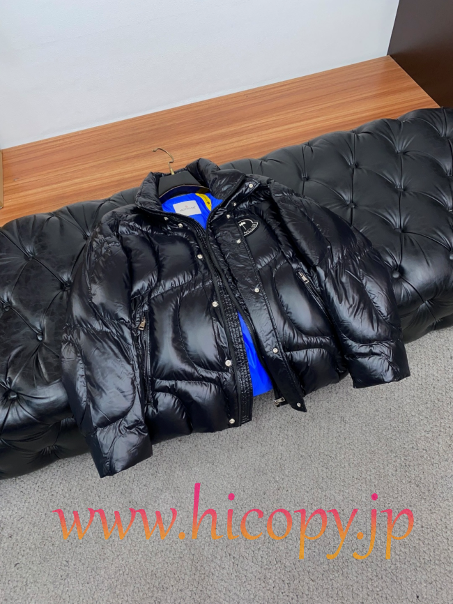 モンクレール Moncler 2026 秋冬新作 ハイネックダウンジャケット ブラック 男女兼用 hicopymn022