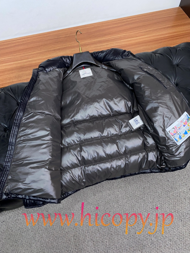 モンクレール Moncler 2026 秋冬新作 マヤ フード付きダウンジャケット ブラック 男女兼用 hicopymn024