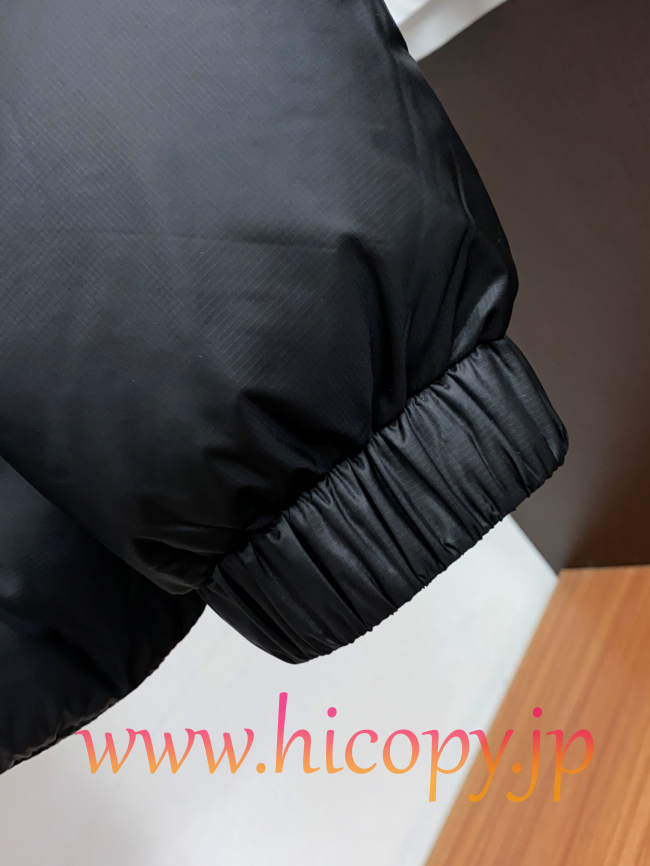 モンクレール Moncler 2026 秋冬新作 マヤ フード付きダウンジャケット ブラック 男女兼用 hicopymn025