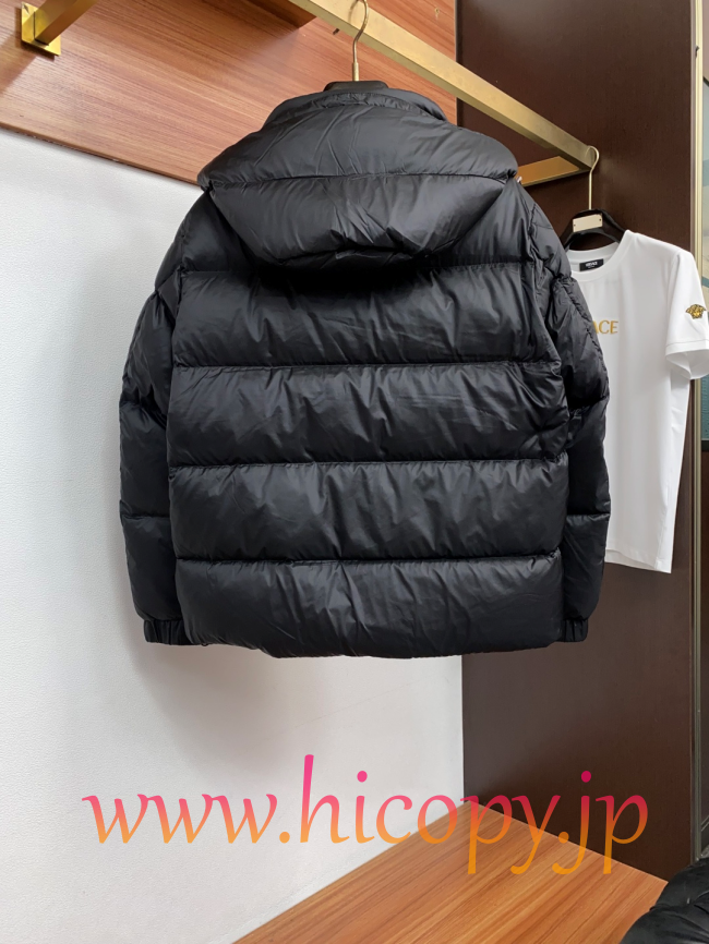 モンクレール Moncler 2026 秋冬新作 マヤ フード付きダウンジャケット ブラック 男女兼用 hicopymn025