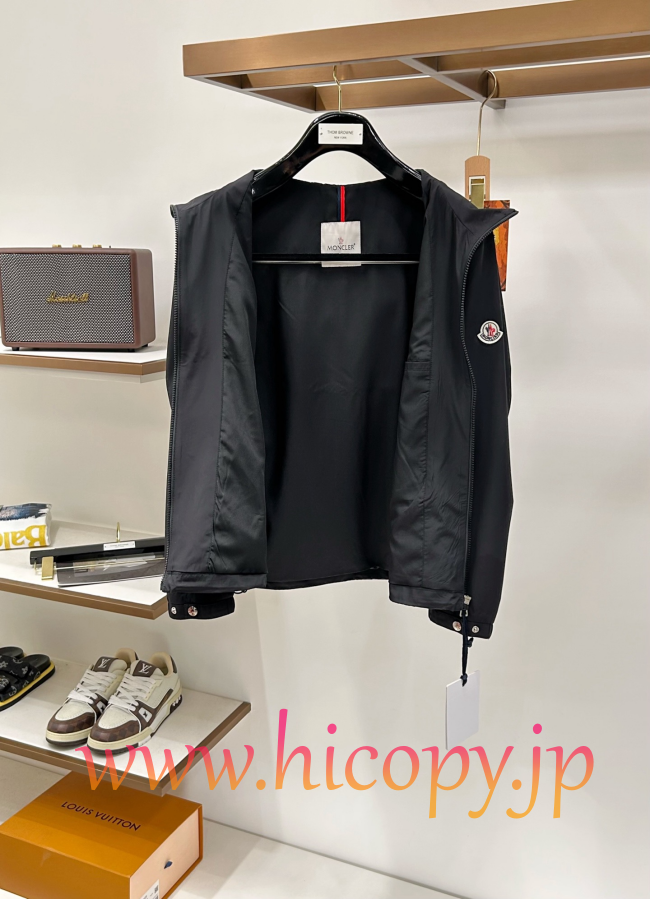 モンクレール Moncler 2026 秋冬新作 フード付きコットンジャケット ブラック hicopymn031