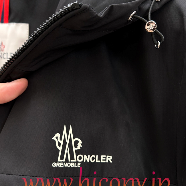 モンクレール Moncler 2026 秋冬新作 フード付きコットンジャケット ブラック hicopymn031