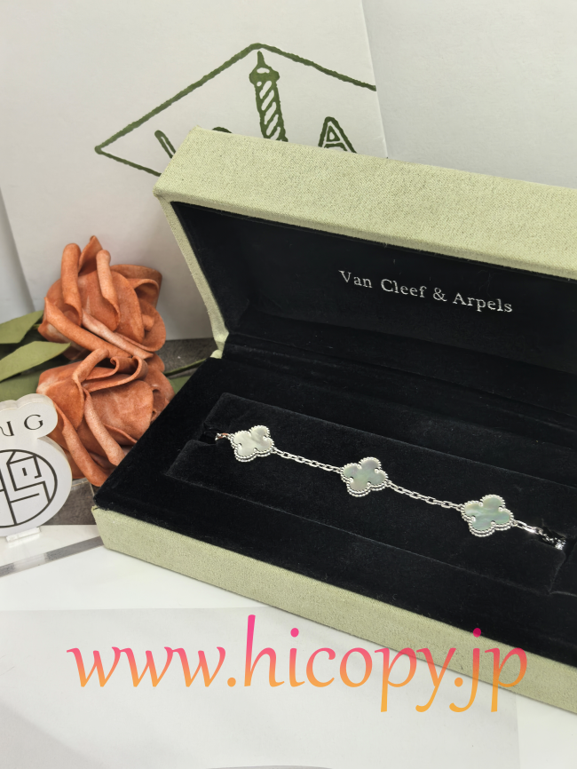 【Van Cleef & Arpels】ヴァンクリーフ＆アーペル アルハンブラ 5モティーフ ブレスレット 白蝶貝 925純銀?プラチナメッキ 新P1対版級