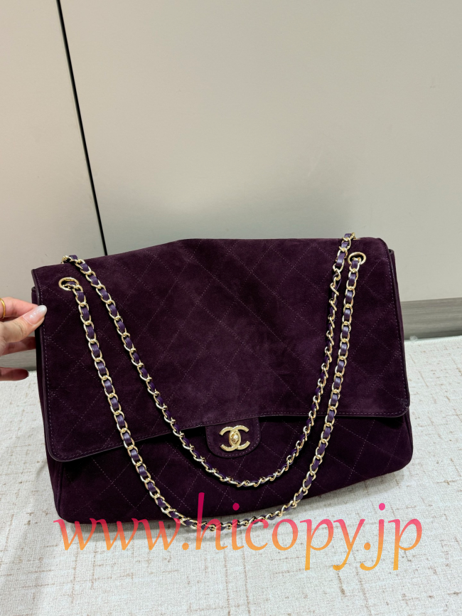【CHANEL】シャネル 26S クラシックフラップ マキシ スエード ディープパープル ゴールド金具 (公式型番: AS3812B04900C9012)
