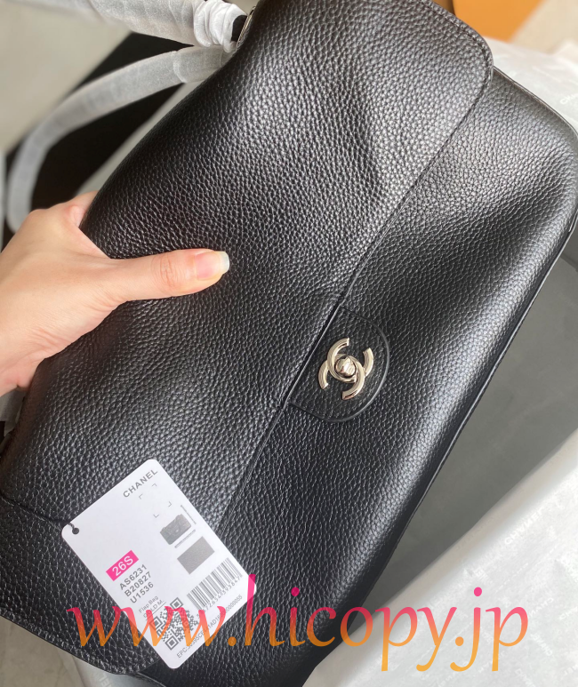 【CHANEL】シャネル 26S フラップバッグ ブラック キャビアスキン シルバー金具 エアポートスタイル 通勤通学 (公式型番: AS6231B20827U1536)