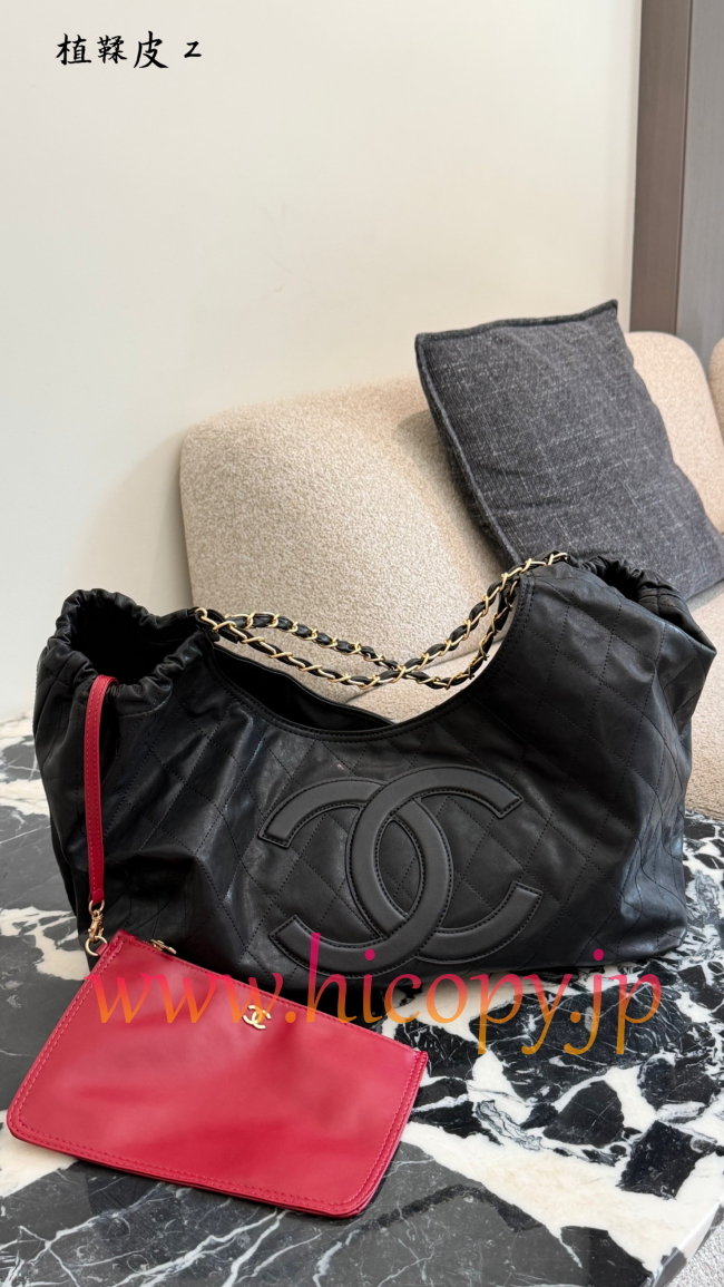【CHANEL】シャネル 26B ビッグ ダブルC トートバッグ ブラック ヌメ革 ゴールド金具 チェーンストラップ (公式型番: AS4012B04900C3947)