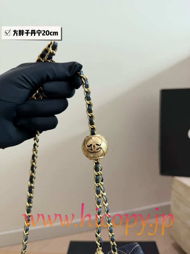 【CHANEL】シャネル クラシック フラップ ミニ デニム ゴールドボール チェーン ショルダーバッグ (公式型番: AS1912B04900CXXXX)