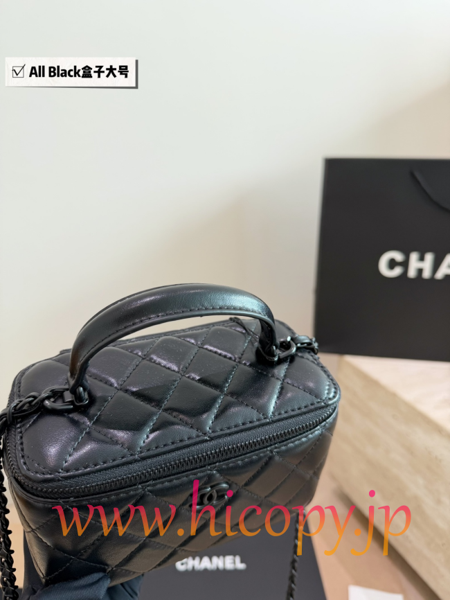 【CHANEL】シャネル ヴァニティ ケース ラージ オールブラック トーンオンブラック キルティング レザー ハンドバッグ (公式型番: AS1710B04900C3947)