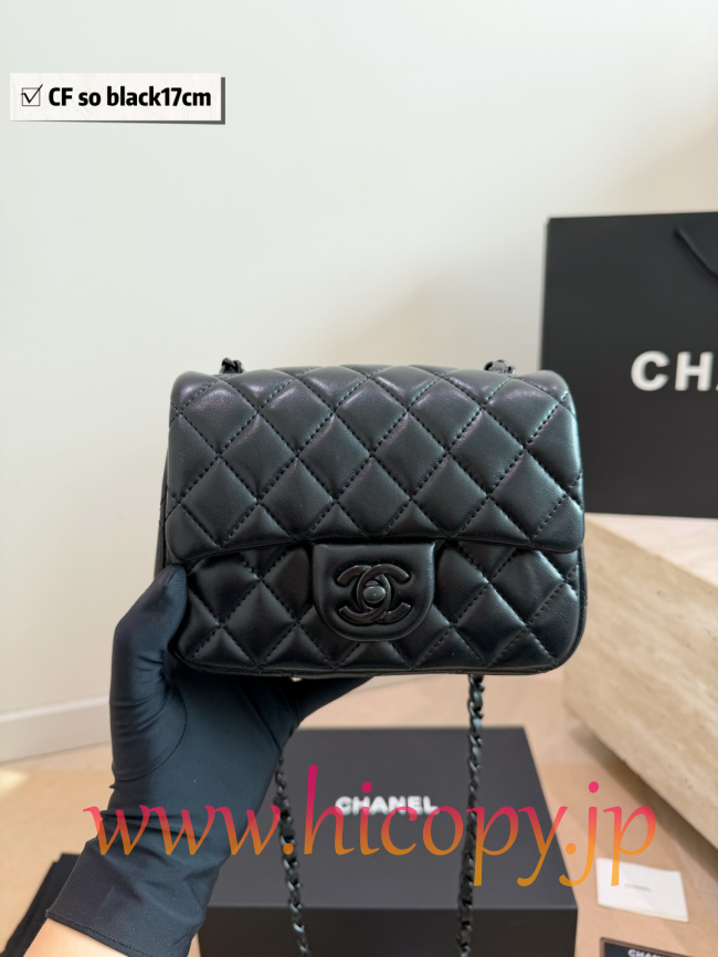 【CHANEL】シャネル クラシック フラップ ミニ ソーブラック ゴールドボール チェーン ショルダーバッグ (公式型番: AS1712B04900C3947)