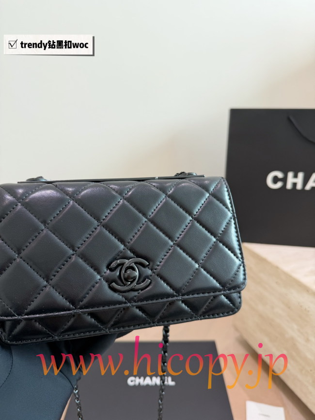 【CHANEL】シャネル ウォレット オン チェーン (WOC) ソーブラック ブラッククリスタル留め キルティング レザー ショルダーバッグ (公式型番: AS1911B04900C3947)