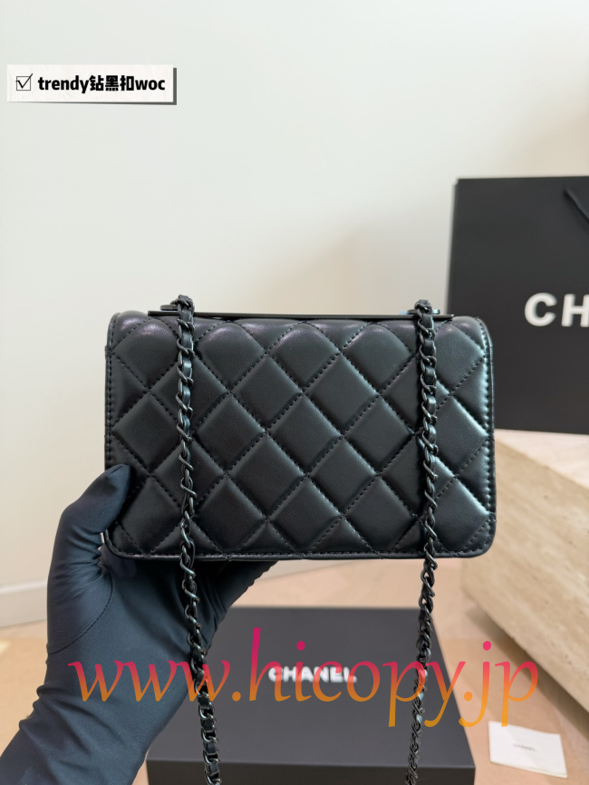 【CHANEL】シャネル ウォレット オン チェーン (WOC) ソーブラック ブラッククリスタル留め キルティング レザー ショルダーバッグ (公式型番: AS1911B04900C3947)
