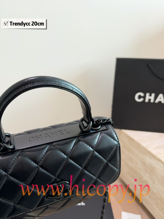 【CHANEL】シャネル トレンドCC ハンドバッグ ソーブラック キルティング レザー 2WAY (公式型番: AS2014B04900C3947)