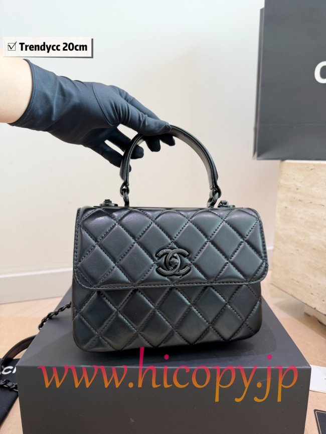 【CHANEL】シャネル トレンドCC ハンドバッグ ソーブラック キルティング レザー 2WAY (公式型番: AS2014B04900C3947)