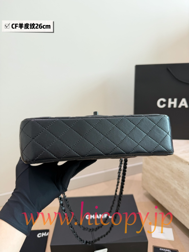 【CHANEL】シャネル クラシック フラップ バッグ ミディアム ソーブラック ラムスキン調 キルティング レザー (公式型番: AS2616B04900C3947)