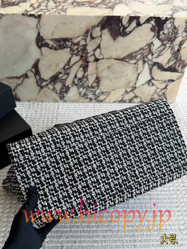 【CHANEL】シャネル ラージ トート バッグ バイカラー ツイード キルティング レザー ショルダーバッグ (公式型番: AS3830B04900C3947)
