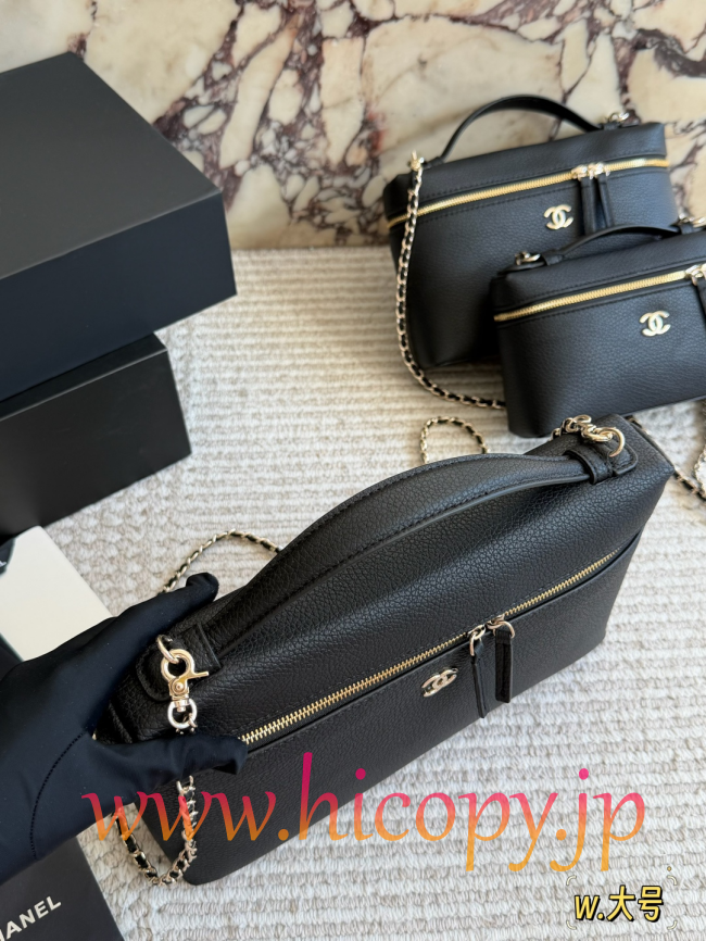 【CHANEL】シャネル 26C アップデート チェーン ウォレット オン チェーン (WOC) / ショルダーバッグ ソーブラック 顆粒牛革 ゴールド金具 3サイズ展開 (公式型番: AS2512B04900C3947)
