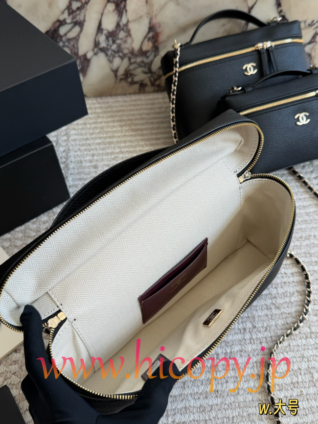 【CHANEL】シャネル 26C アップデート チェーン ウォレット オン チェーン (WOC) / ショルダーバッグ ソーブラック 顆粒牛革 ゴールド金具 3サイズ展開 (公式型番: AS2512B04900C3947)