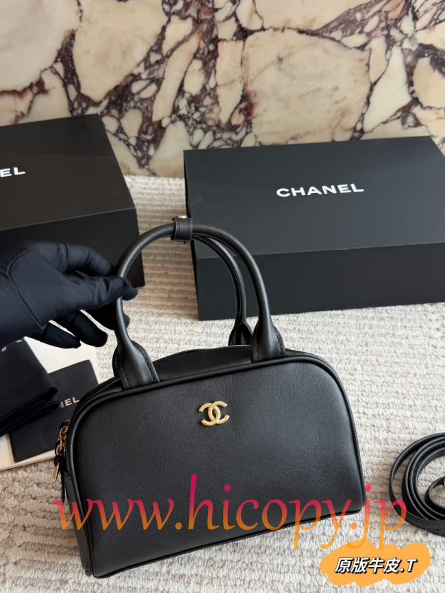 【CHANEL】シャネル ミニ ボウリング バッグ ブラック カーフスキン ゴールド金具 キルティング 2WAY (公式型番: CHANEL-MINI-BOWLING-BAG-BLACK-CALF-GOLD-20CM)